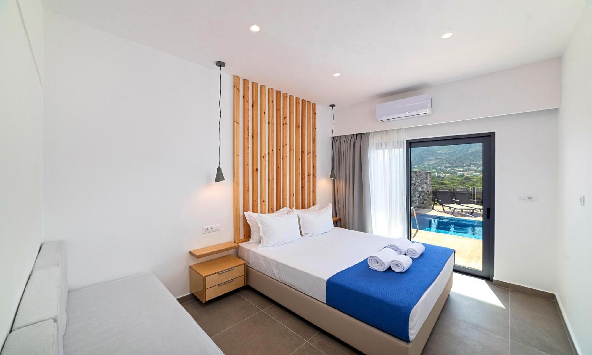 Aelia Suites Istron エクステリア 写真